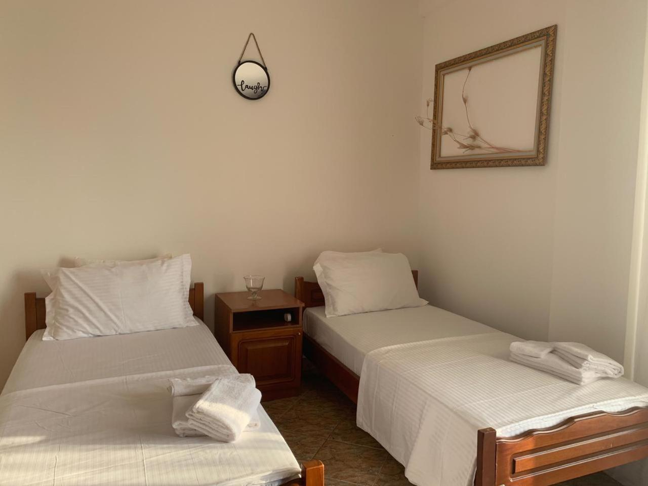 Kenza Apartments Sarandë Quarto foto