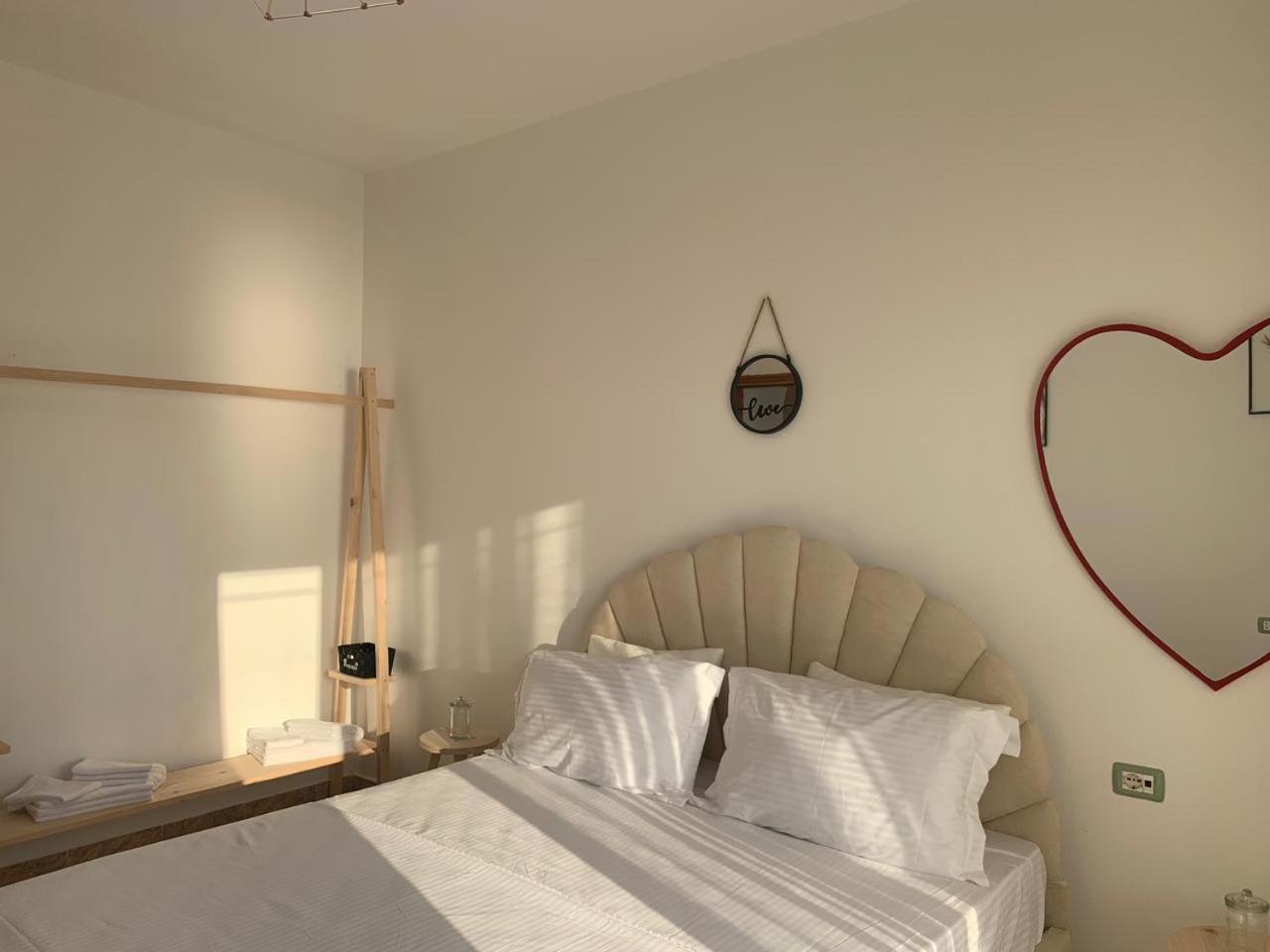 Kenza Apartments Sarandë Quarto foto
