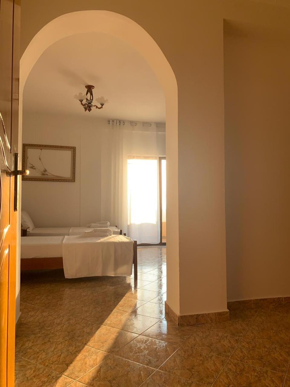 Kenza Apartments Sarandë Quarto foto