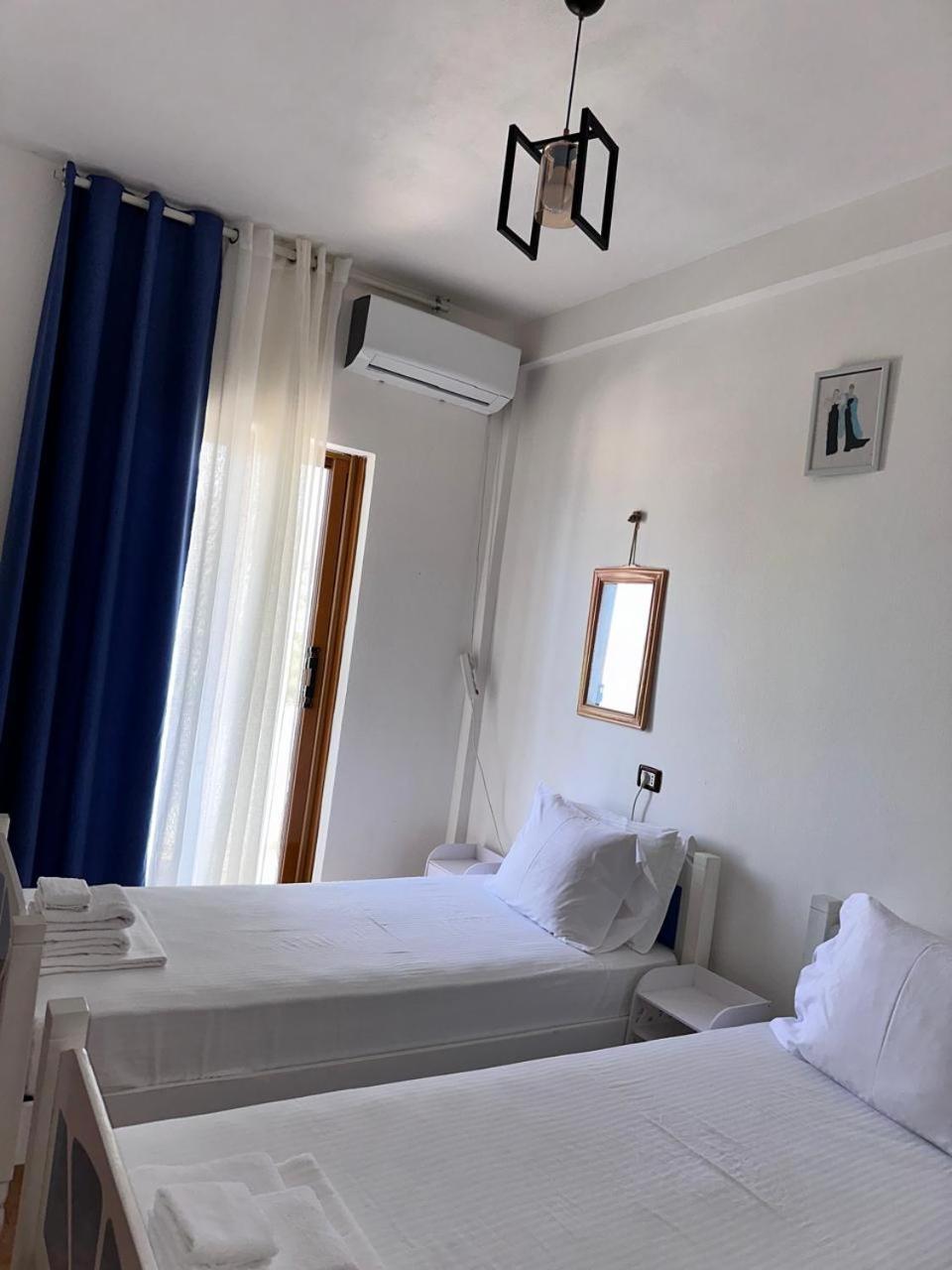 Kenza Apartments Sarandë Exterior foto